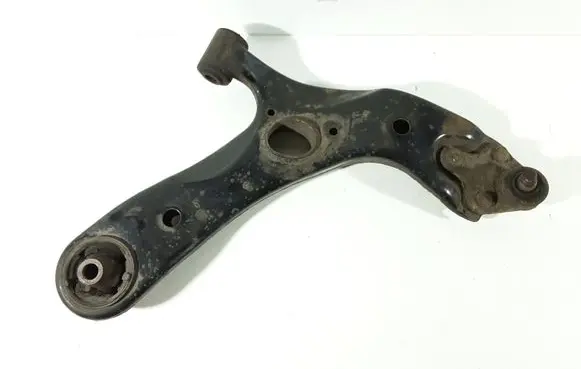 Toyota Prius+ (ZVW40) Front lower control arm/wishbone