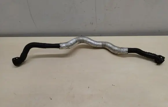 Audi A8 S8 D4 4H Breather/breather pipe/hose 059103209D
