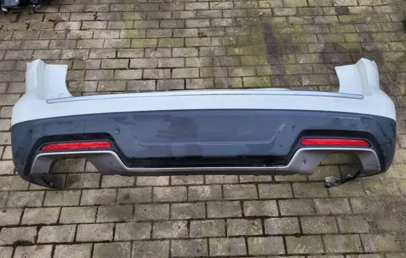 Ford Explorer VI Rear bumper 