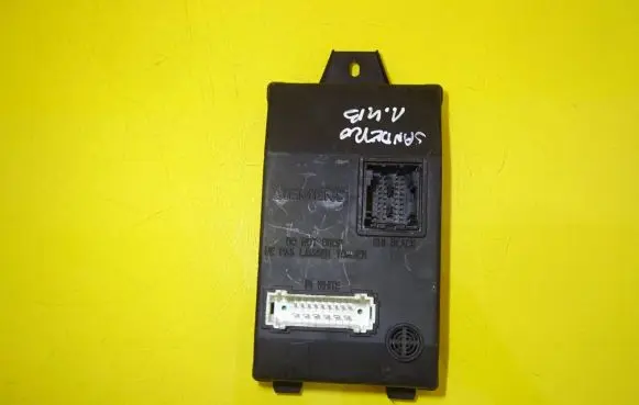 Dacia Logan I BSM Control unit 8200296328B U118522007E