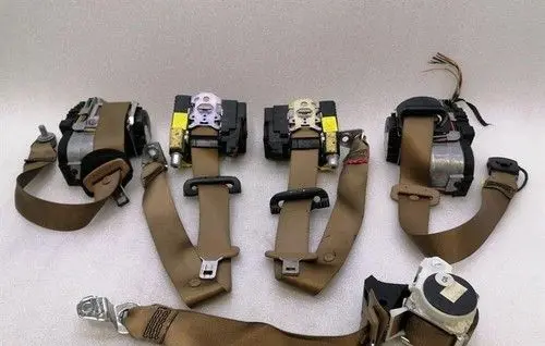 Mercedes-Benz S W221 Front seatbelt buckle A2218603185