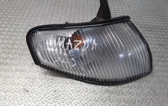 Mazda 323 Front indicator light 21061812