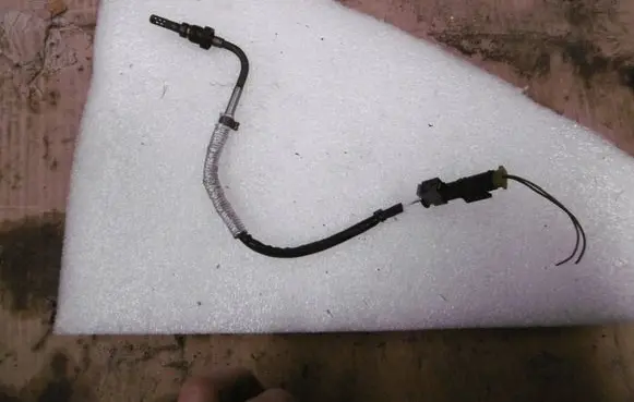 Mercedes-Benz S W221 Exhaust gas temperature sensor A0081533628