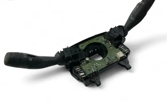 Volvo XC60 Indicator stalk 31674102