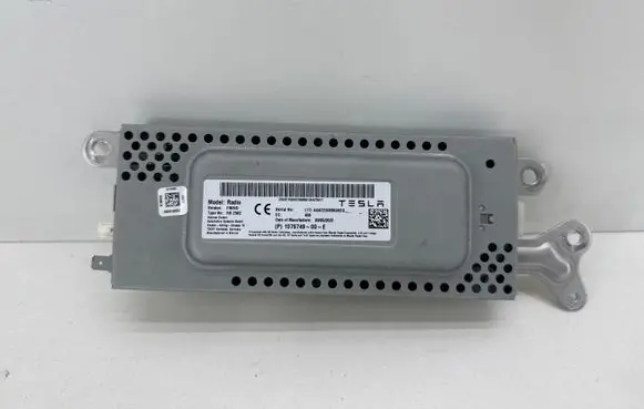 Tesla Model 3 Aerial antenna amplifier 107974900E