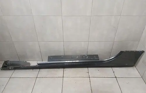 Ferrari FF Side skirt rear trim 83315010