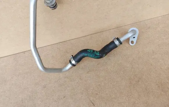 BMW 6 G32 Gran Turismo Engine coolant pipe/hose 7643177 11537643177 970354157484
