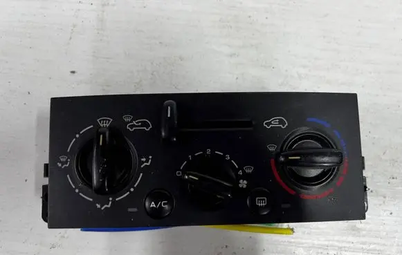 Peugeot 207 Climate control unit 69910002 N102079BC