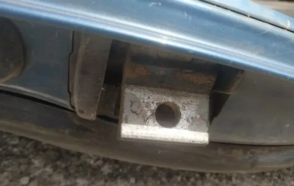 Rear door lower hinge