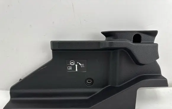 Audi Q2 - Parcel shelf load cover mount bracket 81A863423