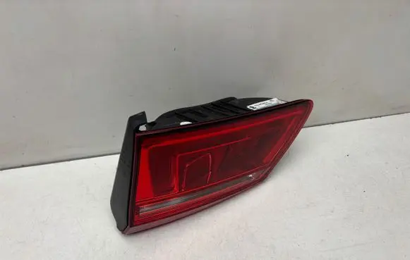 Volkswagen Golf Sportsvan Tailgate rear/tail lights 510945094K 90057452A