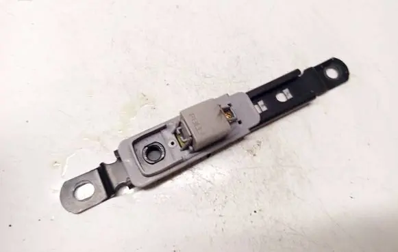 Nissan Primera Seat belt adjustment rail 