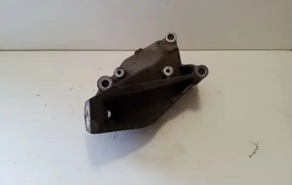 Volkswagen Amarok Engine mounting bracket 03L199307