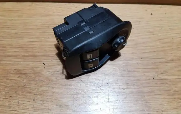 Peugeot 206 Electric window control switch