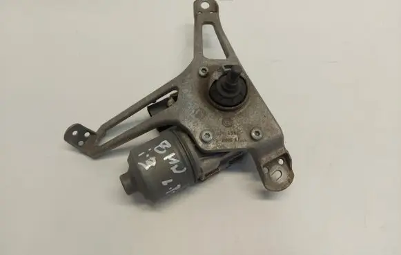 Front wiper linkage and motor
