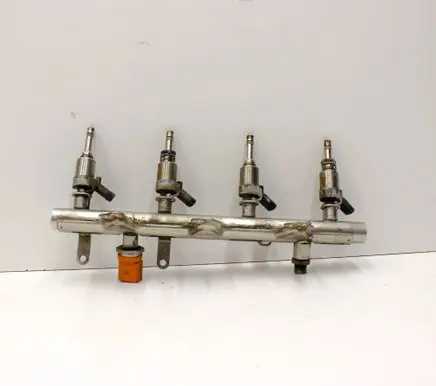 Audi A3 S3 8V Fuel main line pipe 06J133317AB