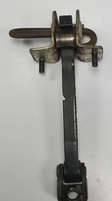 Mercedes-Benz A W169 Rear door check strap stopper 8650061