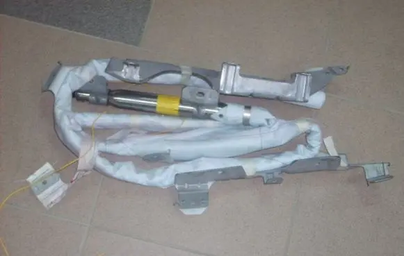 Mitsubishi Pajero Sport II Roof airbag