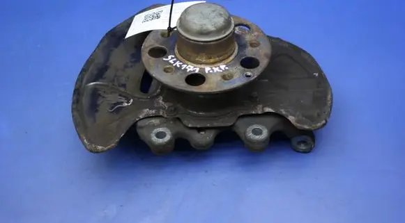 Mercedes-Benz SLK R171 Front wheel hub 20401