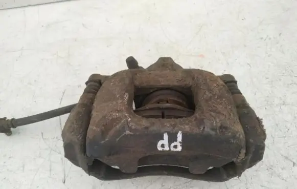 Toyota Auris 150 Front brake caliper