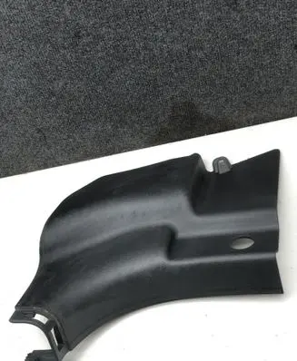 Foot area side trim