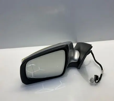 Mercedes-Benz C W204 Front door electric wing mirror A2048101319 2048101319