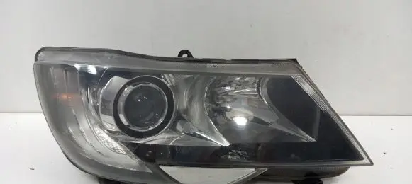 Skoda Superb B5 (3U) Headlight/headlamp