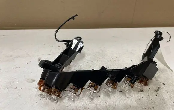 Volkswagen Touareg II Headlight part 17513802
