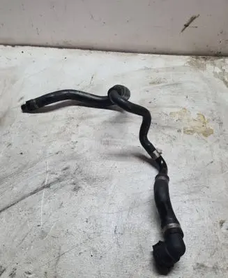 Mercedes-Benz E W212 Engine coolant pipe/hose A2185012882
