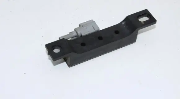 Nissan X-Trail T31 Aerial antenna filter D070316