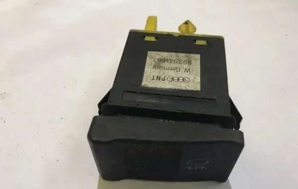 Audi 100 S4 C4 Fog light switch 893941563