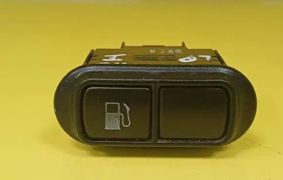 KIA Carnival Fuel tank opening switch 