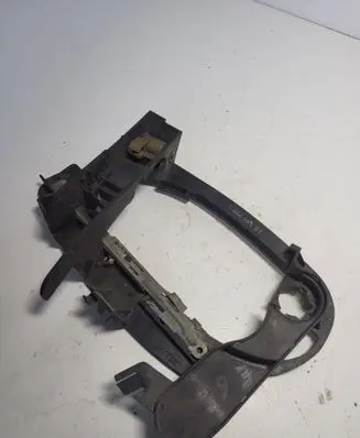 BMW 7 E65 E66 Front door exterior handle/bracket 7013702