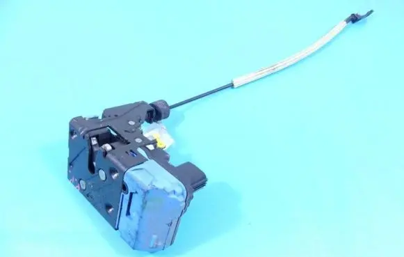 Volvo S60 Front door lock 30634616 IMPRK1326063