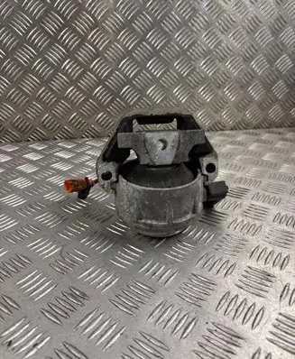 Audi A6 S6 C7 4G Engine mount bracket