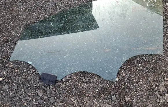 KIA Niro Front door window glass four-door 43R016882
