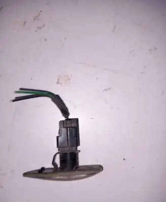 Volvo V70 Front fender indicator light 30722642