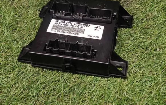 Opel Insignia A Seat control module 13503662 5DS93378302AF