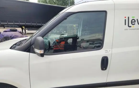 Fiat Doblo Front door