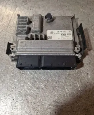 Skoda Fabia Mk2 (5J) Engine control unit/module 03P906021K 28281647