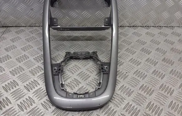 Fiat Croma Radio/GPS head unit trim 735373402