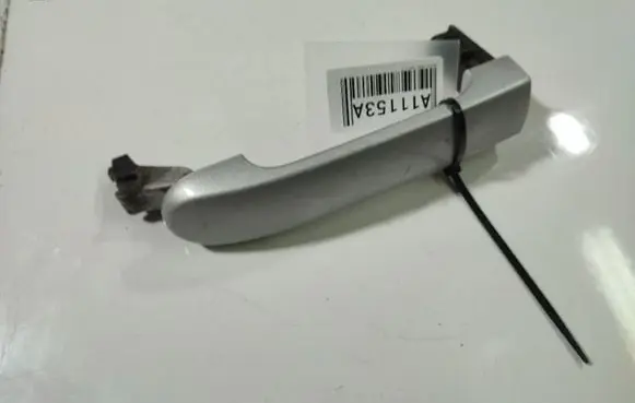 Nissan Tiida C11 Front door exterior handle 