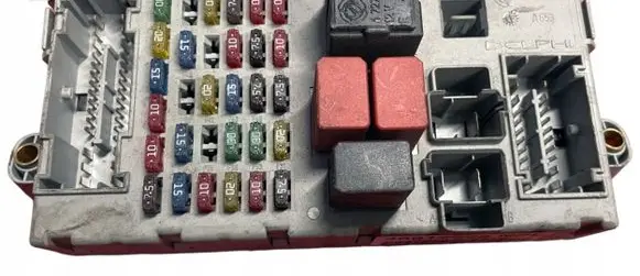 Fiat Punto (188) Fuse module 46552681