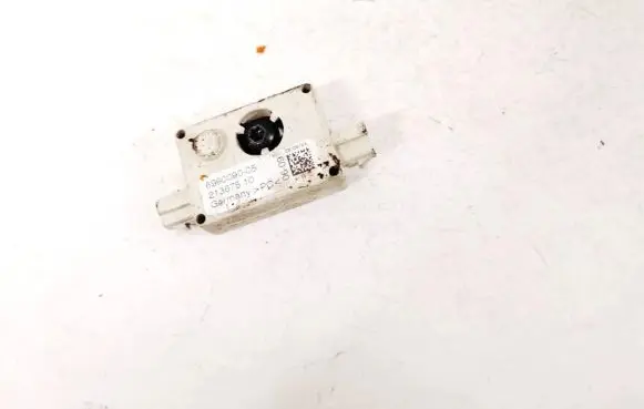 Antenna control unit
