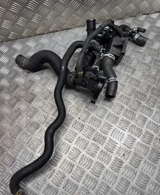 Nissan X-Trail T32 Thermostat 110614599R