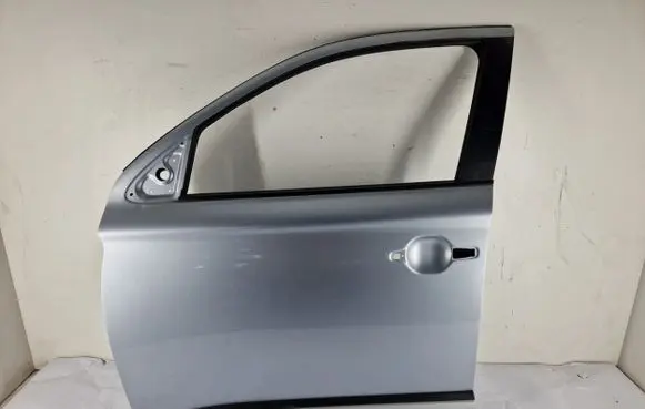 Mitsubishi Outlander Front door 