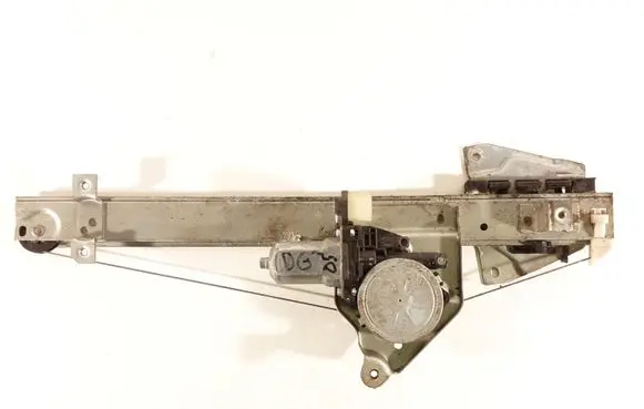 Mitsubishi Pajero Rear door window regulator with motor MR989947 0620402220