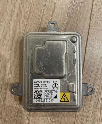 Mercedes-Benz E A207 Headlight ballast module Xenon