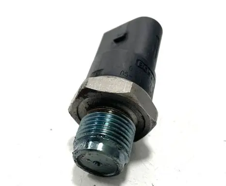 Fuel pressure sensor