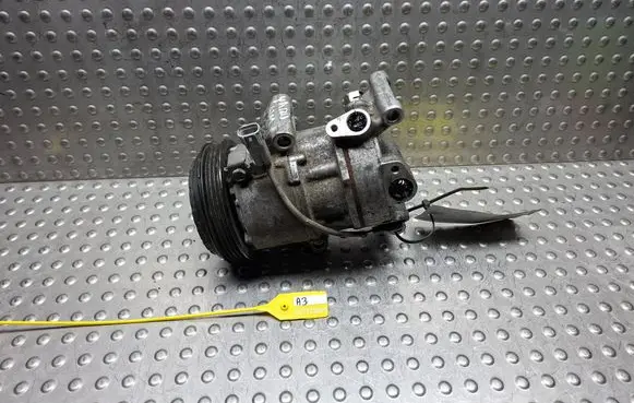 Toyota Yaris Air conditioning (A/C) compressor (pump) S27725699 4472604201